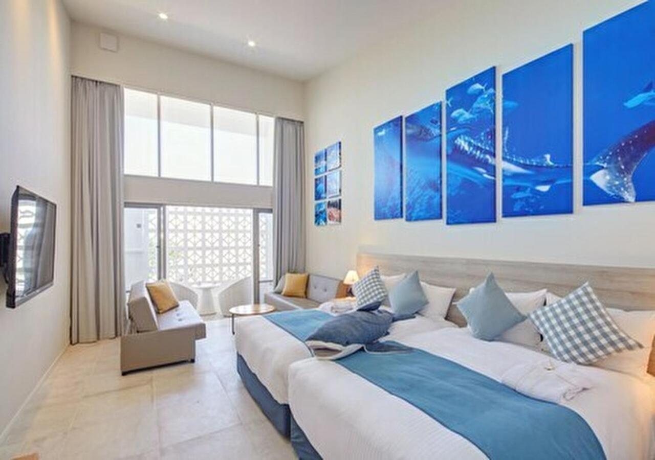 Royal View Hotel Churaumi Мотобу Экстерьер фото